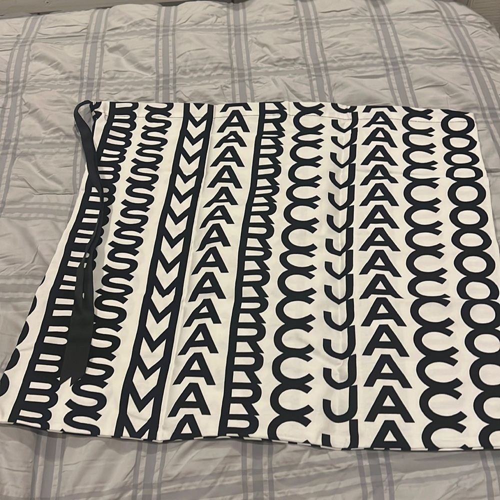 Marc Jacobs dust bag